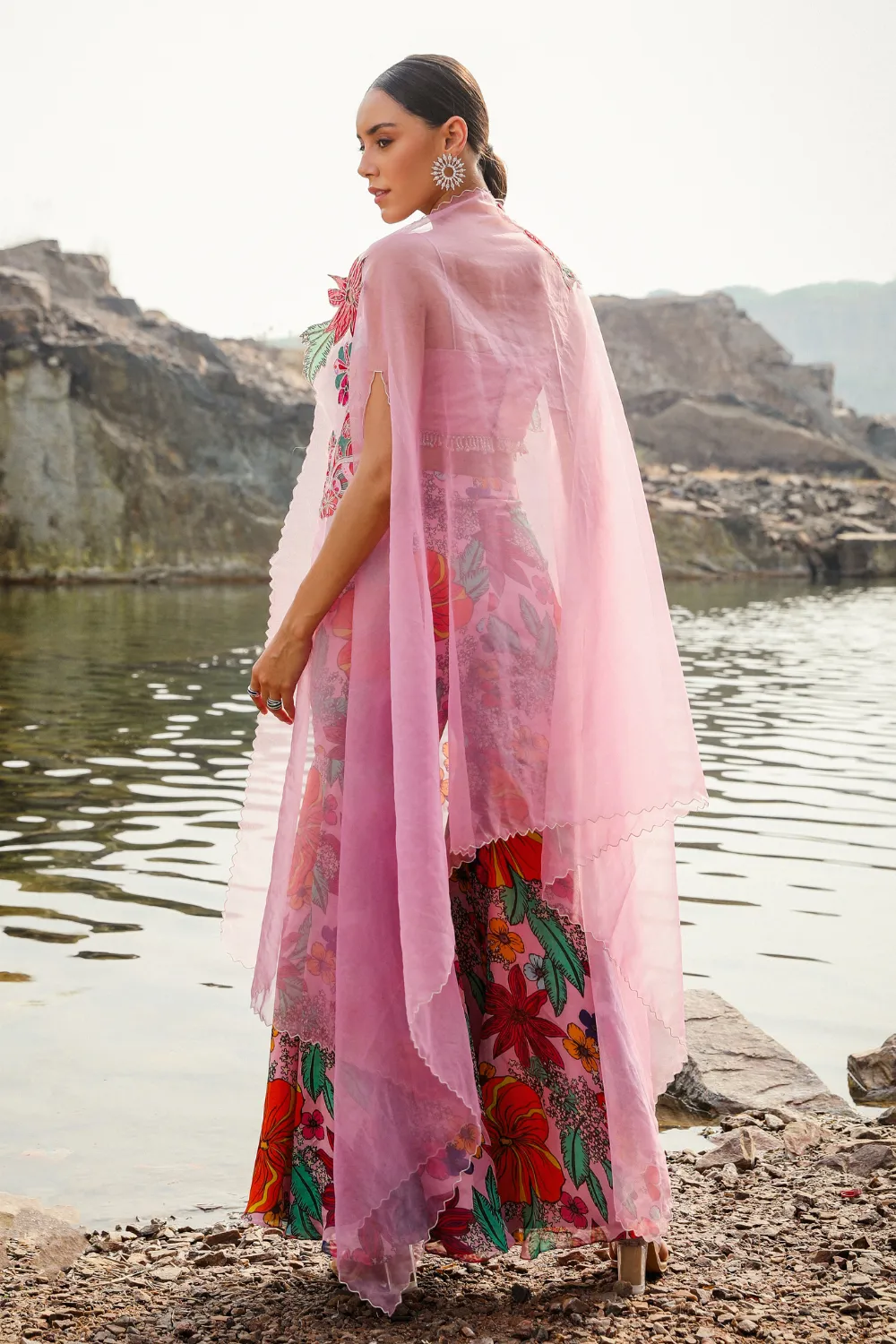 BAGEECHA PINK GHARARA SET