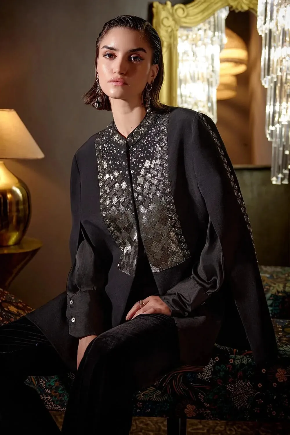 Black Sim Crepe Cape