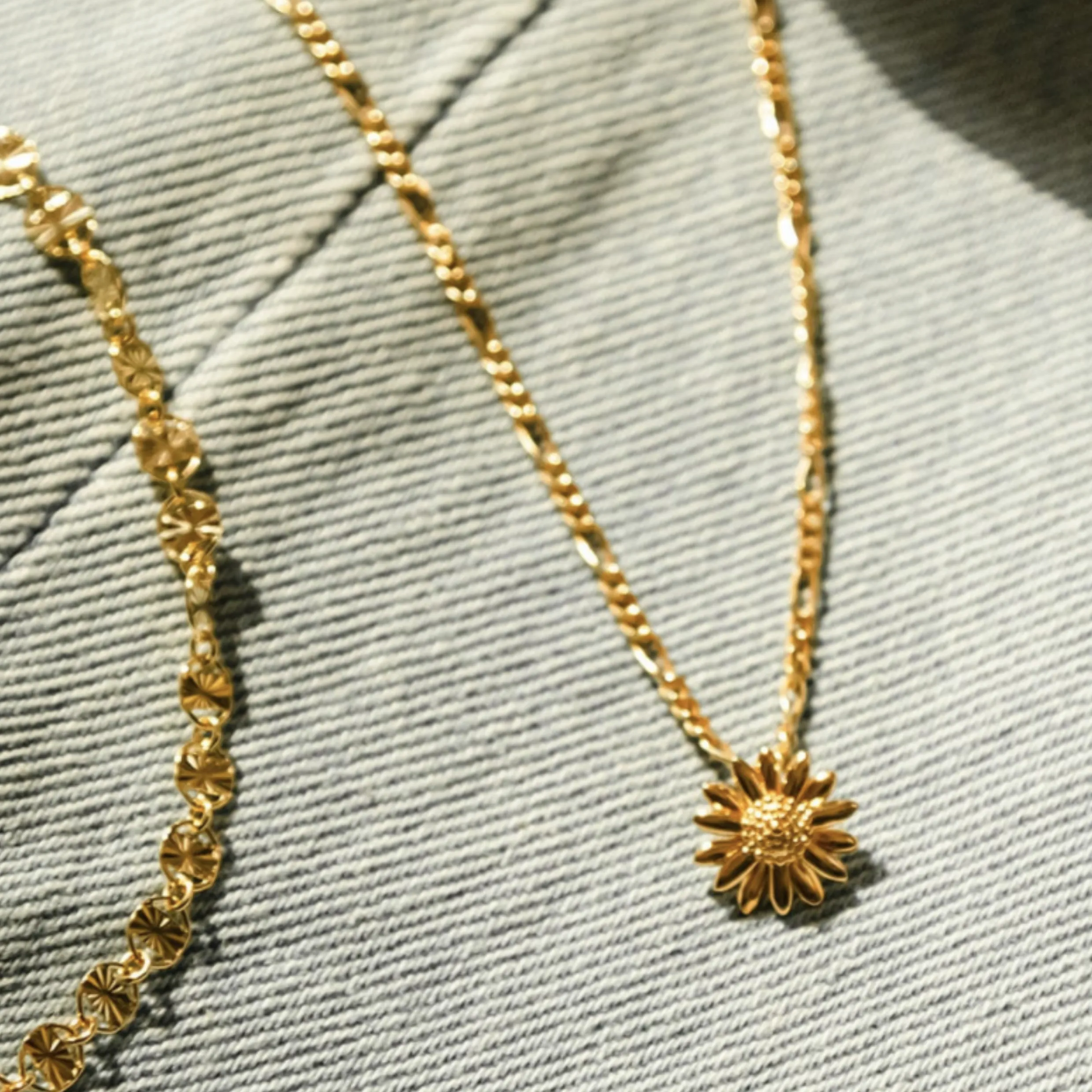 Daisy London English Daisy Necklace 18ct Gold Plate N2002