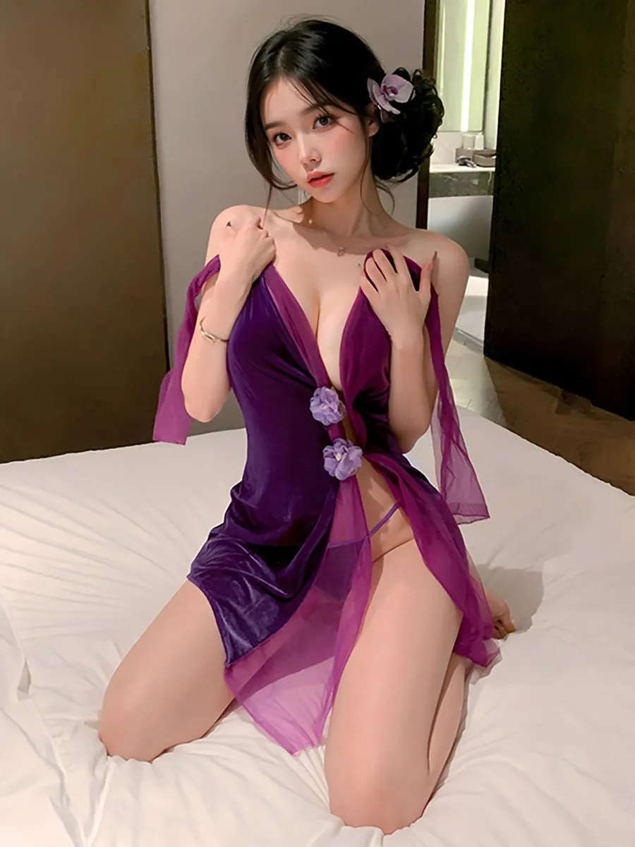 Elegant Velvet Slit Babydoll Dress