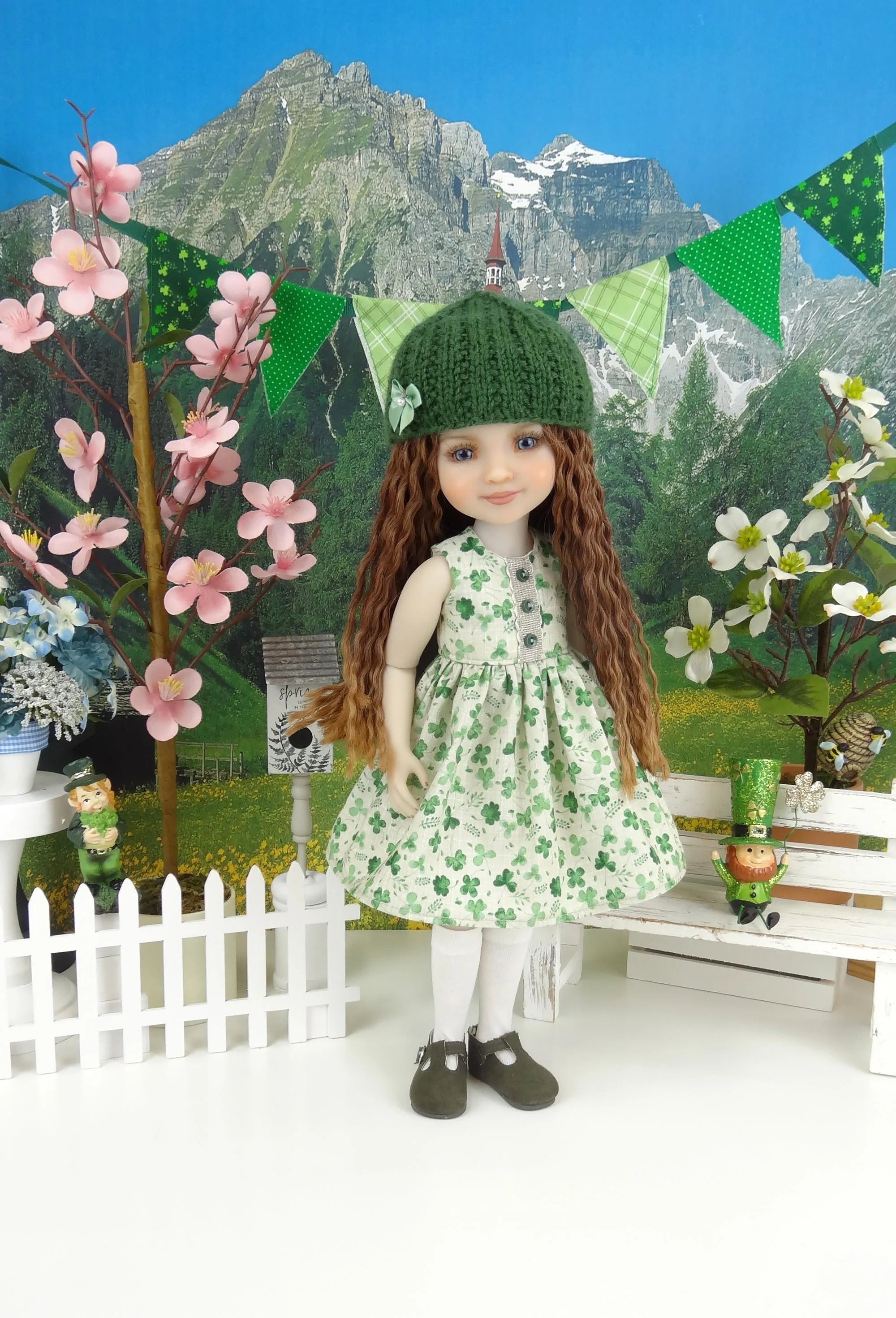 Four Leaf Clover - dress and sweater with shoes for Ruby Red Fashion Friends doll