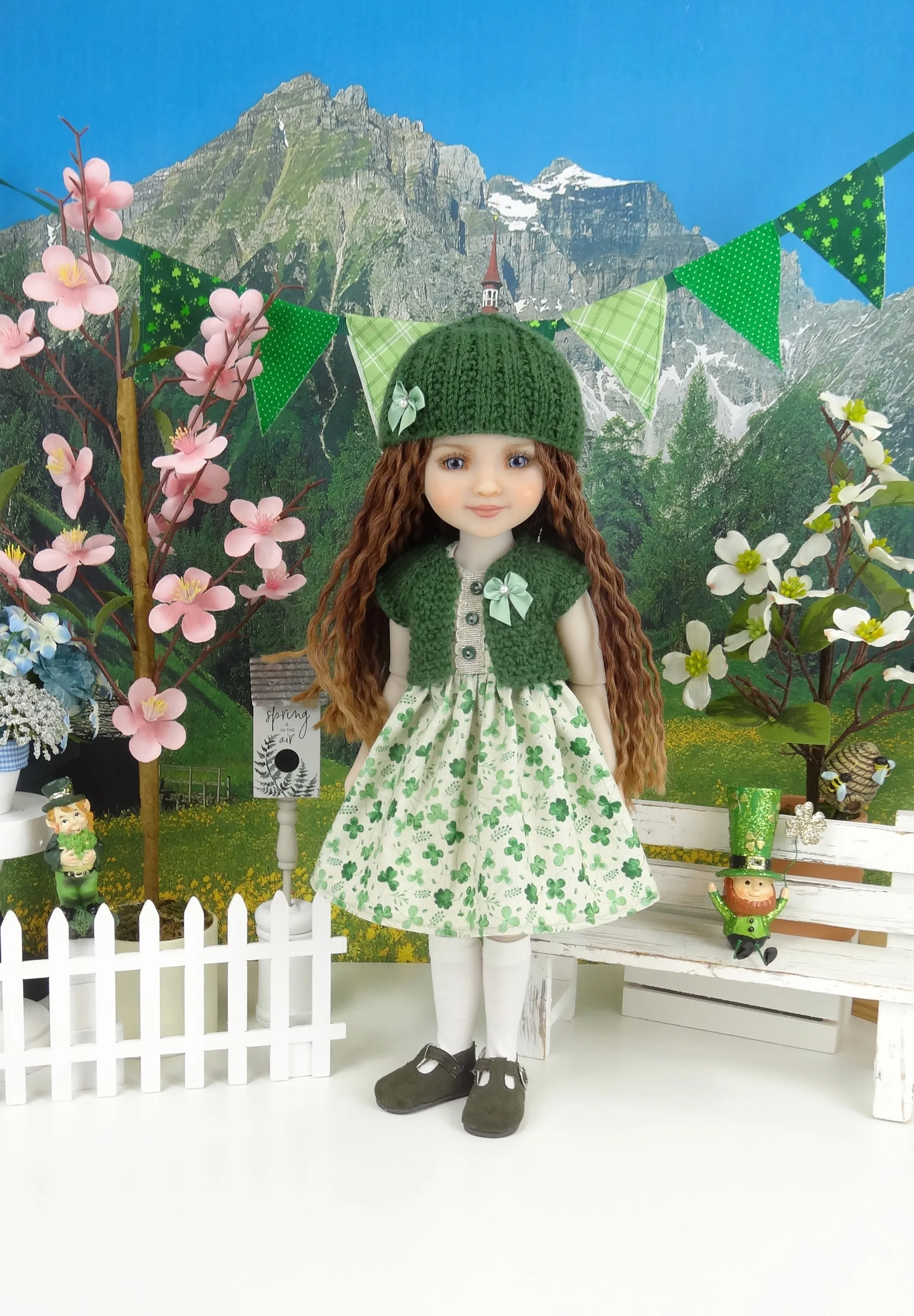 Four Leaf Clover - dress and sweater with shoes for Ruby Red Fashion Friends doll