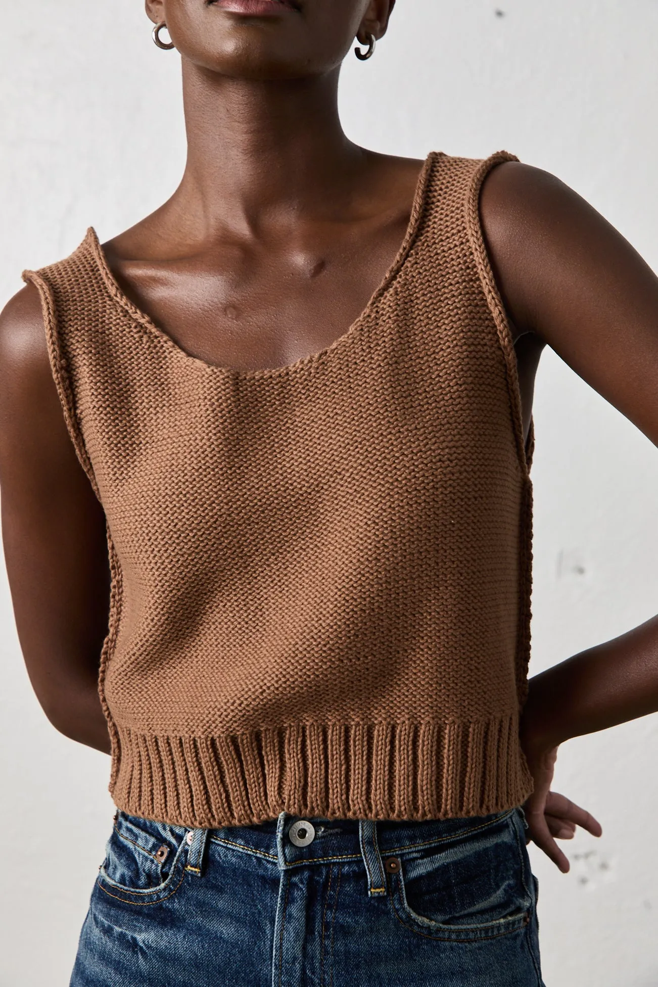 LUNA TANK / BROWN