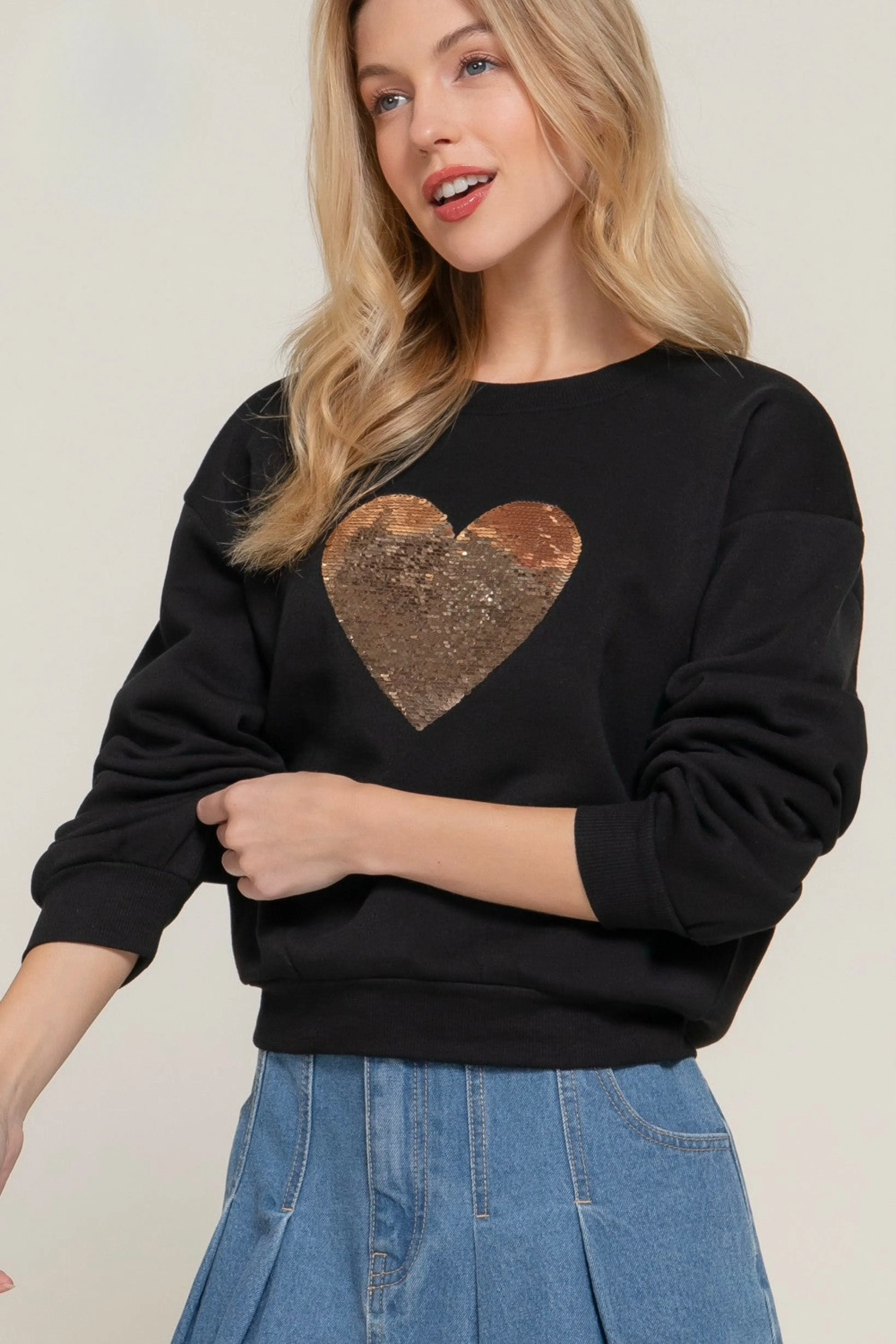 Oversized Sequin Heart Sweatshirt in Black
