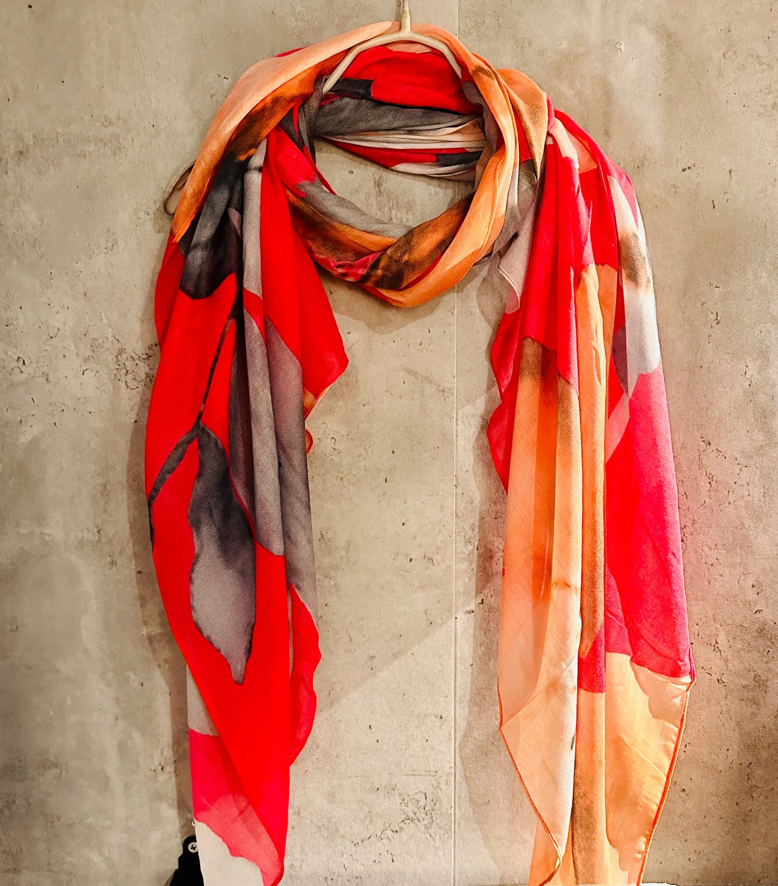 Pink Grey Orange Organic Cotton Scarf with Huge Flower and Leaf Design – An Eco-Friendly Gift for Mom, Perfect for Birthday and Christmas Celebrations