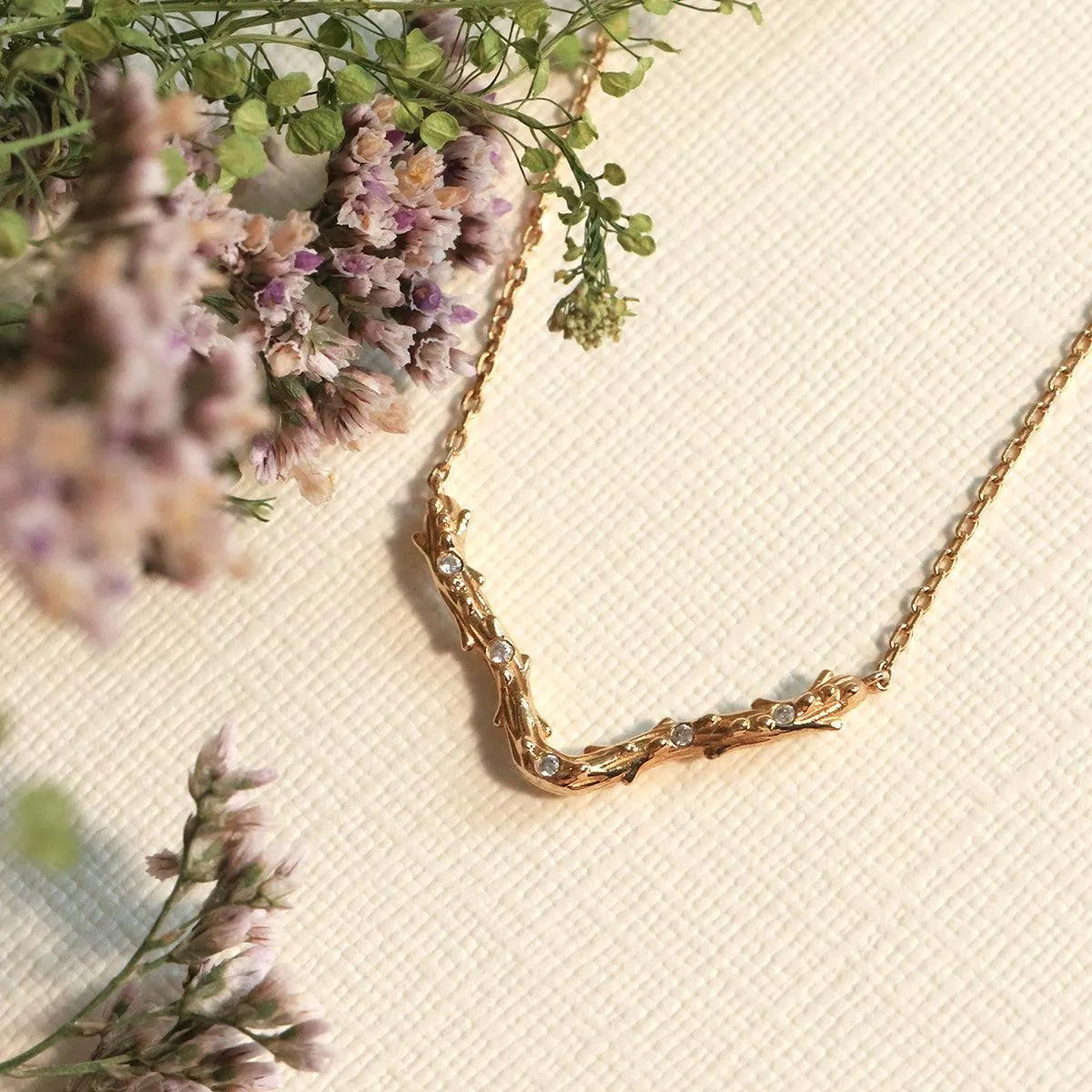 Quercus Alba Tree Branch Bar Necklace