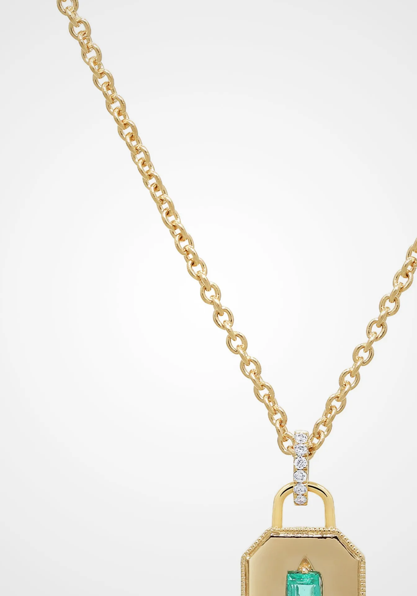 Spade Warisan Minor, 18K Yellow Gold   Emerald Pendant